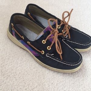 Sperry Boat Shoes Navy and Plaid Size 6.5